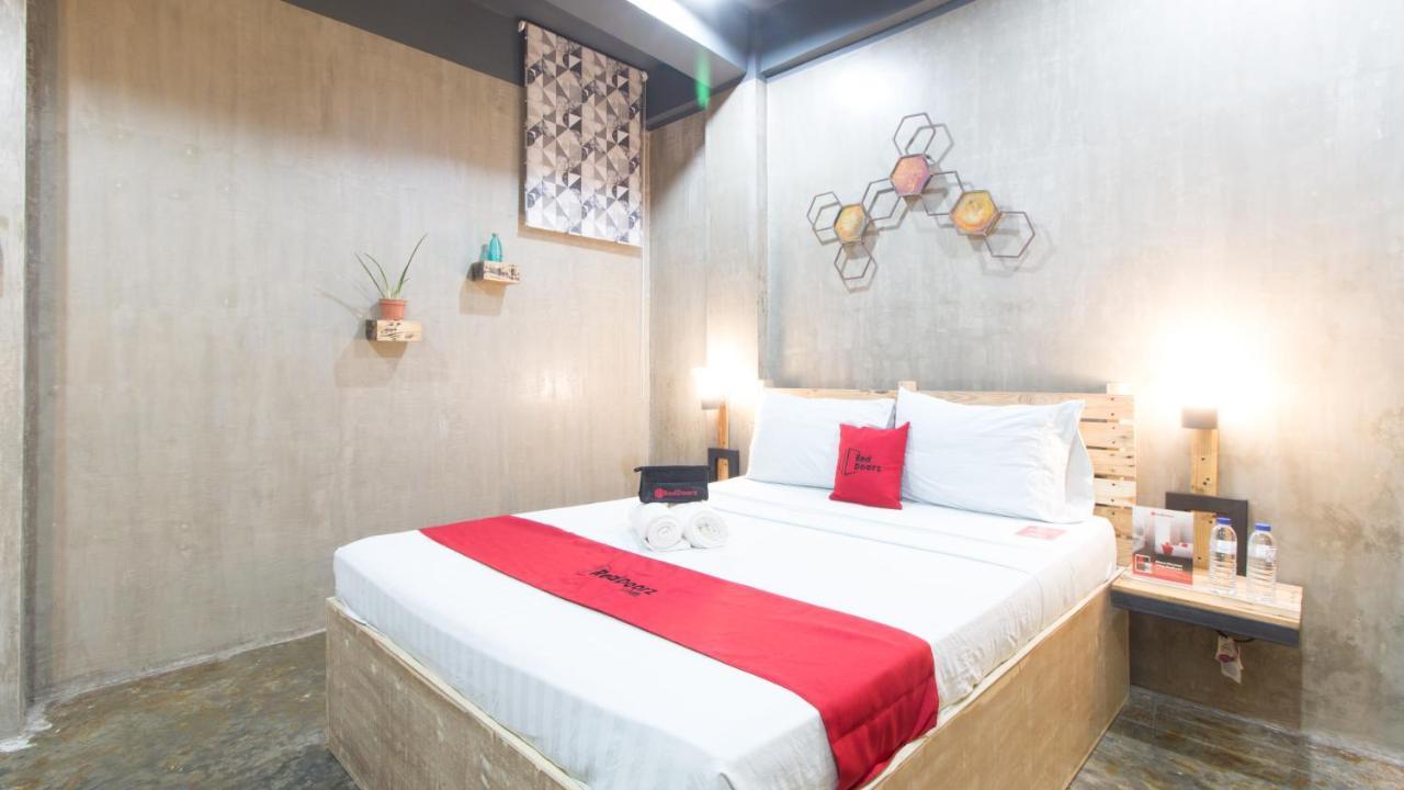 Reddoorz Plus @ Taft North Mandurriao Iloilo City Eksteriør billede