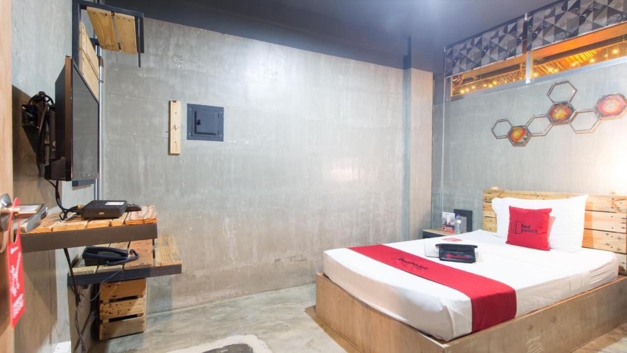 Reddoorz Plus @ Taft North Mandurriao Iloilo City Eksteriør billede