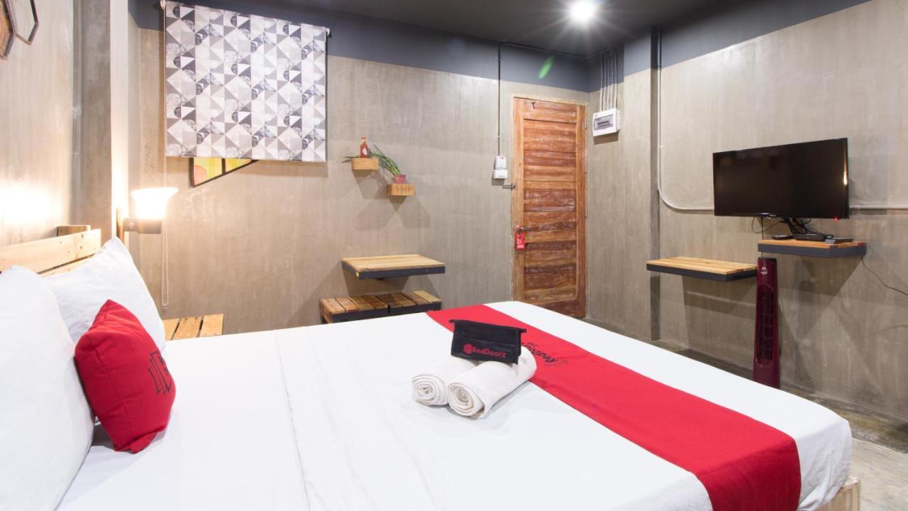 Reddoorz Plus @ Taft North Mandurriao Iloilo City Eksteriør billede