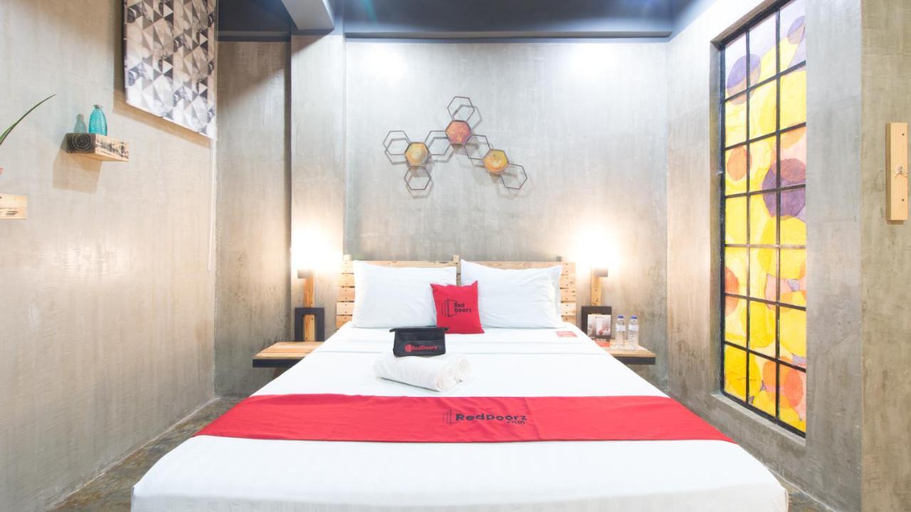 Reddoorz Plus @ Taft North Mandurriao Iloilo City Eksteriør billede