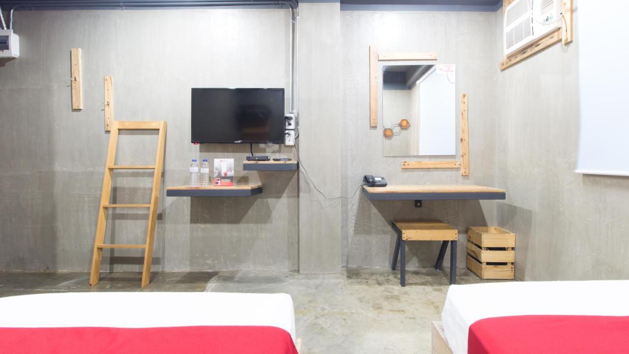 Reddoorz Plus @ Taft North Mandurriao Iloilo City Eksteriør billede