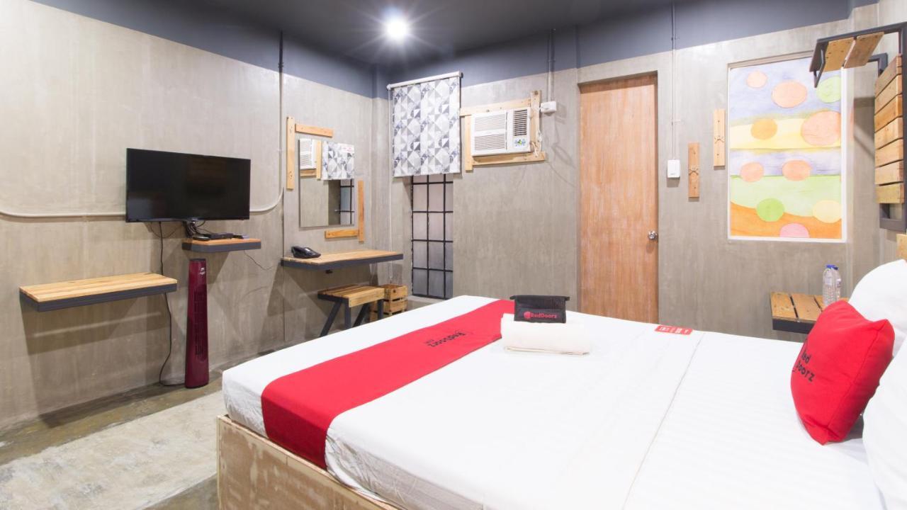 Reddoorz Plus @ Taft North Mandurriao Iloilo City Eksteriør billede